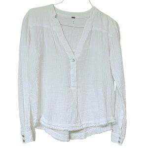 Free People White Beachy, Gauzy V-Neck Pullover Long Sleeve Top Size Small